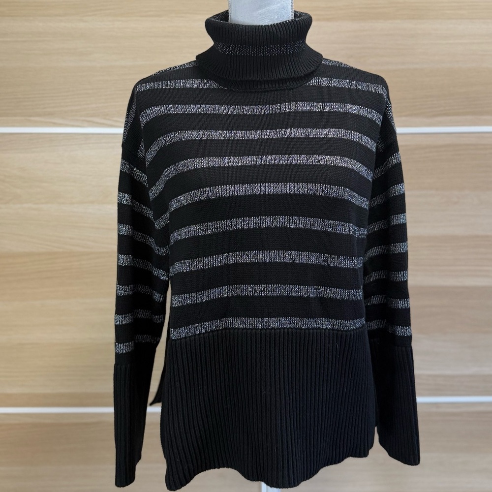 GAP Oversized Turtleneck Split Hem Sweater